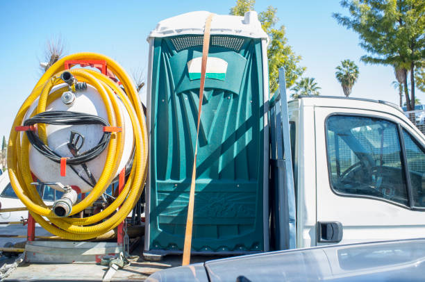 Portable Toilet Options We Offer in Clute, TX